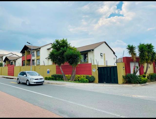 2 BEDROOM PROPERTY TO RENT IN NOORDWYK